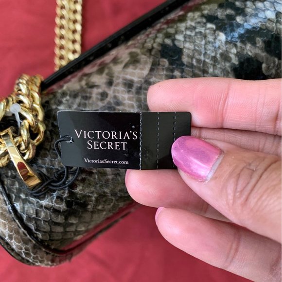 Crossbody Snake Skin Inspired Bag - Picture 4 of 6